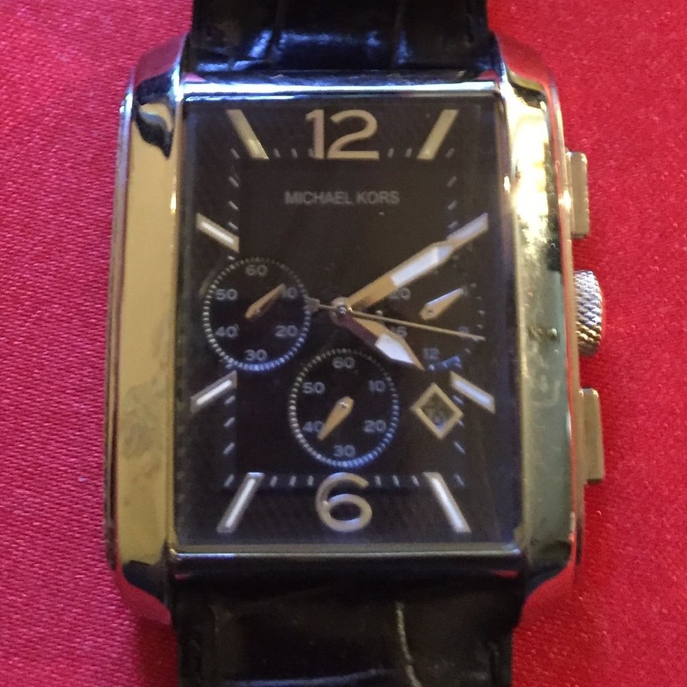 Michael Kors Men's Chronograph Leather Band Watch - Picture 1 of 4